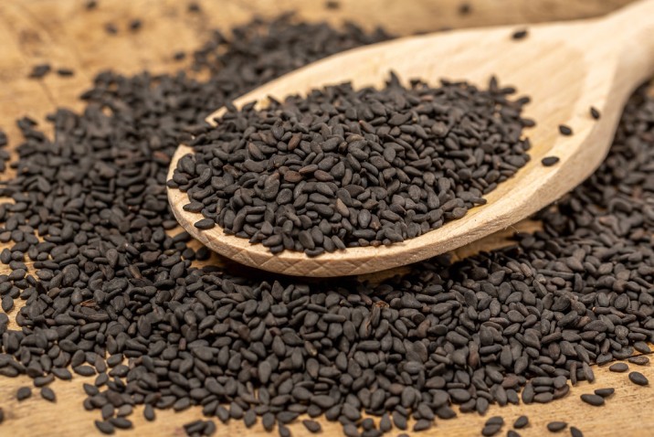 black sesame seeds in hindi